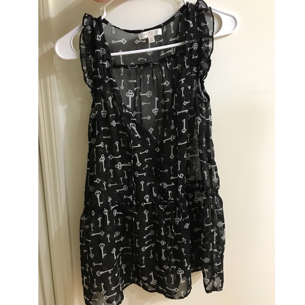 Key Design Tank Top